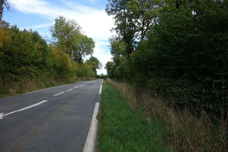 Agrandir l'image de l'arrêt de Caylus à la gare de Moulin-Mage