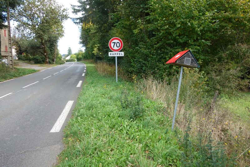 Agrandir l'image de l'arrêt de Caylus à la gare de Moulin-Mage