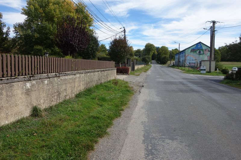 Agrandir l'image de l'arrêt de Caylus à la gare de Moulin-Mage