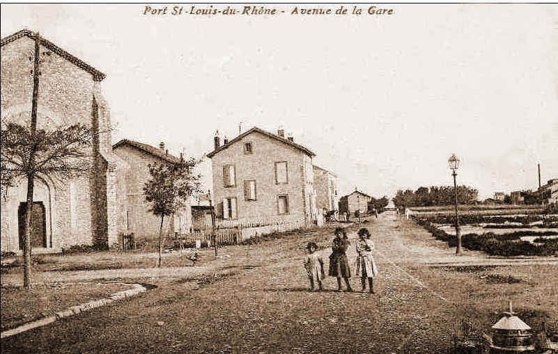 Avenue de la gare de Port-Saint-Louis-du-Rhône