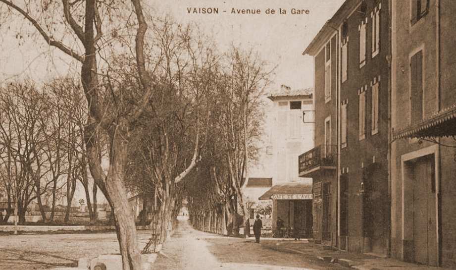 Avenue de la gare de Vaison