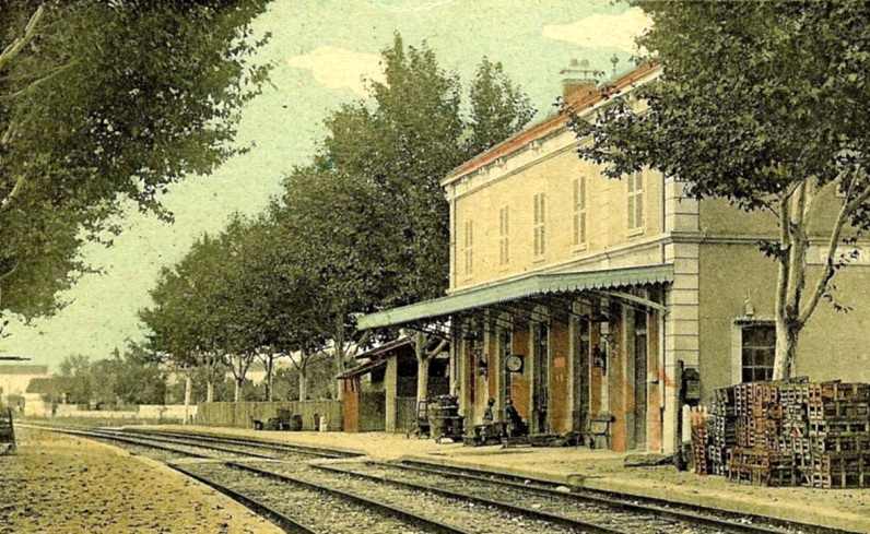 Gare de Pernes
