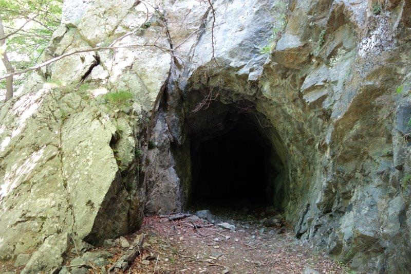 De la mine de Roque Jalère à la gare de Rapaloum
