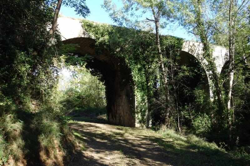 Pont sur le ruisseau de Mirot