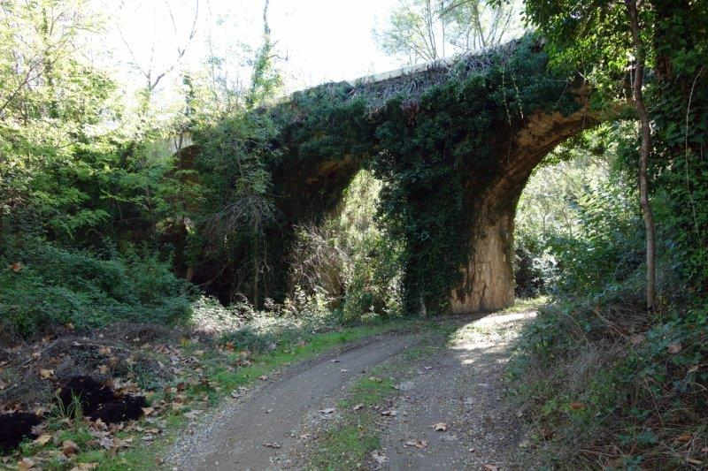 Pont sur le ruisseau de Mirot