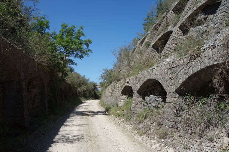 De la gare de Nant - Comberedonde  la gare de l'Hospitalet du Larzac